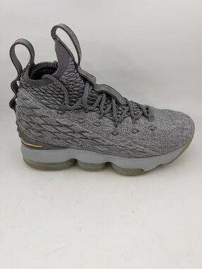 Nike LeBron 15 Boy’s “City Edition” - SZ 5.5Y- Wolf & Cool Grey Basketball Shoes